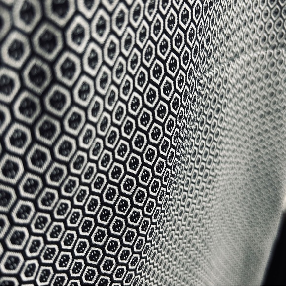 CHICO’S black & white diamond pattern - So Slimming Size L (Chico’s size 2) - Picture 3 of 6